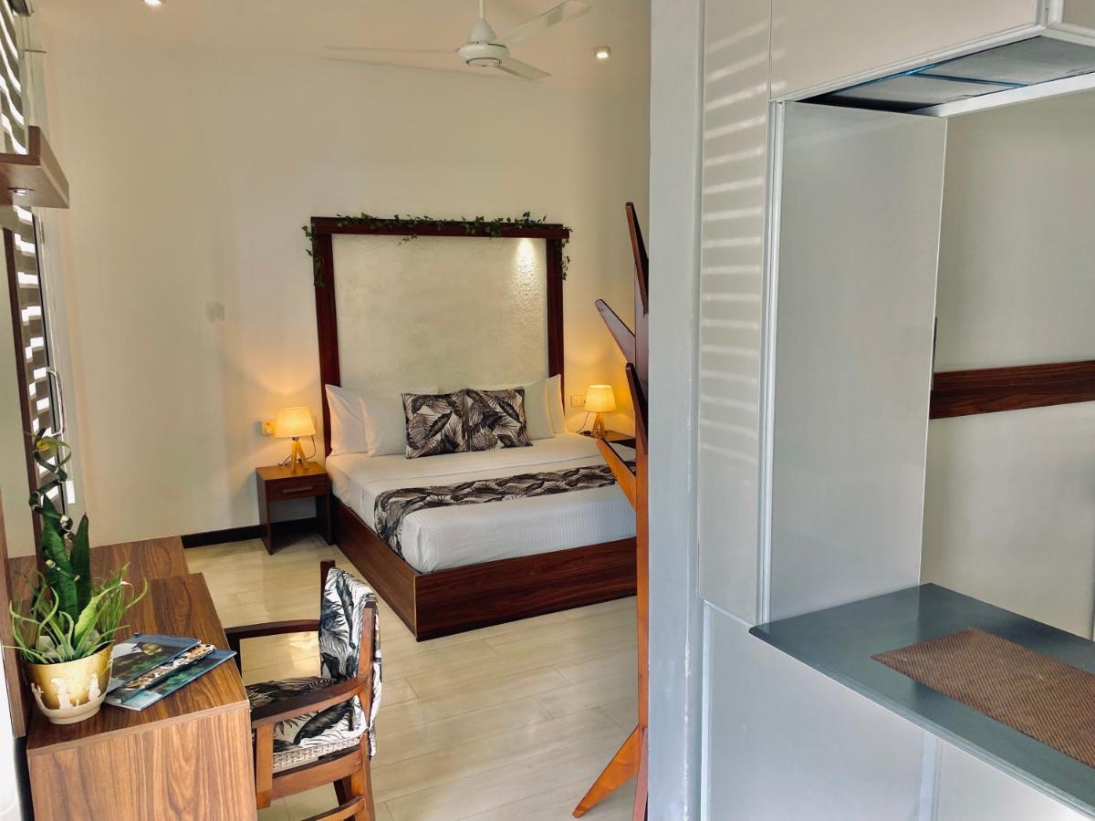 8 Plus Luxury Apartments Negombo Dış mekan fotoğraf